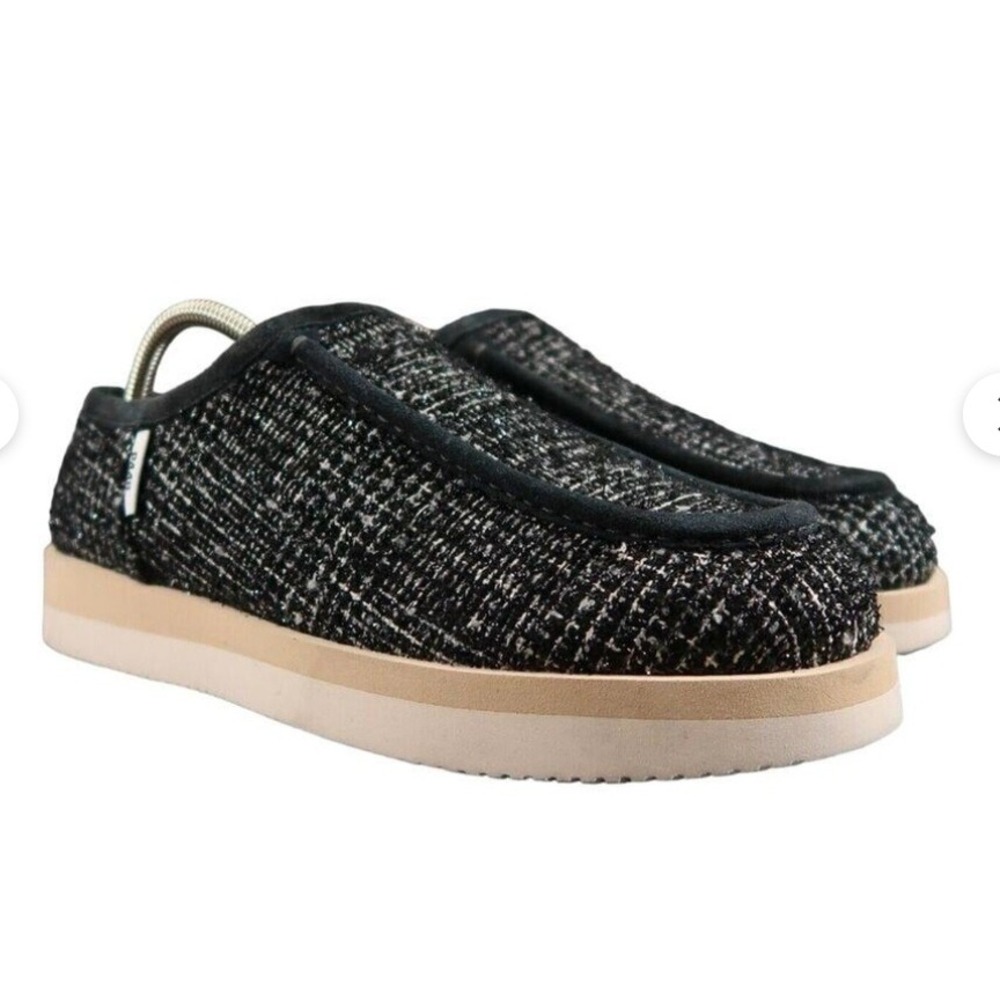 P448 Women Bubble Shaka Moc Platform Vibram Faux Fur Lining 37 NEW